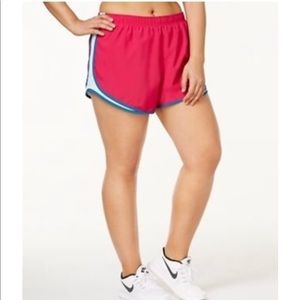 Nike Women’s Plus Size 3” Dry Tempo Running Shorts